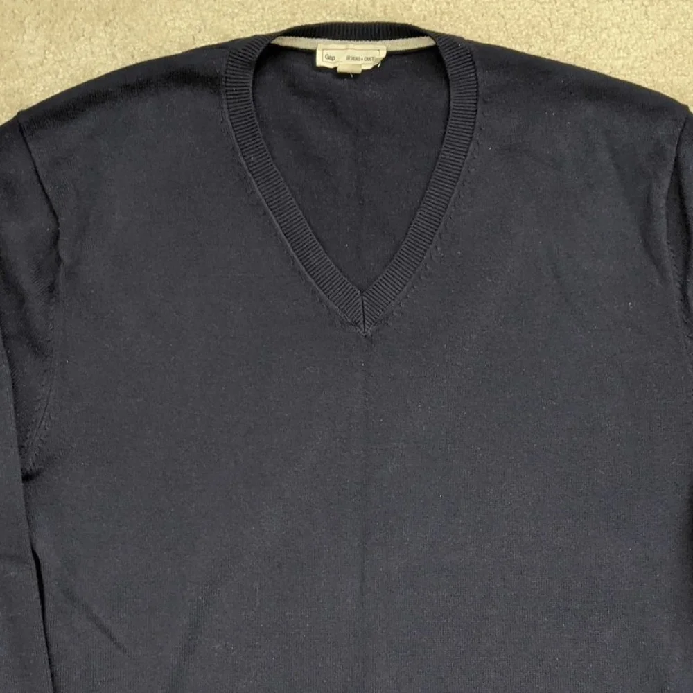 GAP blue cotton v-neck sweater